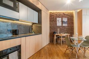 HOM l Wifi AirAcond Arte Gastronomia Lastarria