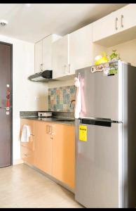 Graceys Place at Manhattan Plaza tower 1