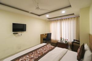 Airport Hotel The Capitol