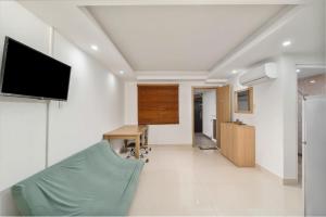 Song Apartment 3