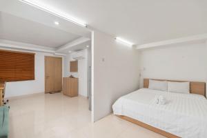 Song Apartment 3