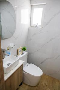 New 3BR 2BT Apt Only 3 min from Beach in Gated Community