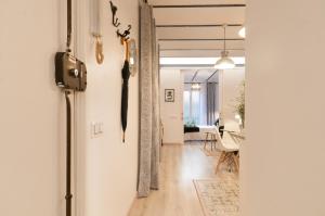 Quiet Central 2BR for 3