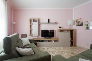 ReNa Home - Garibaldi Central Station