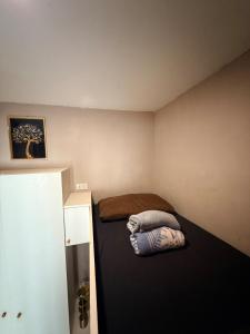 Bay Mau Homestay, 2BR House with generator- near Dahican beach