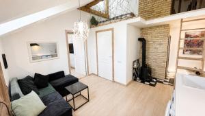 Grant City view center apartment