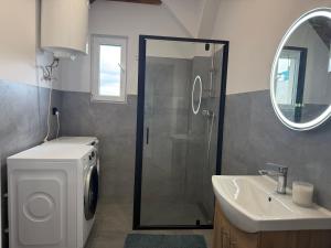 Apartament 2 pokojowy ze Starlink Internet, 30 km od Warszawy