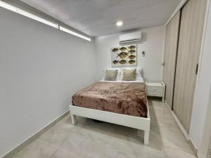 Hansa Bay Apartment 103