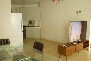 Mos House