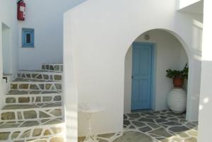 Carmel Studio Apartment Paros Greece