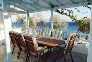 Carmel Studio Apartment Paros Greece