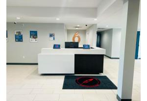 Studio 6 Dryden ON