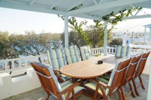 Carmel Studio Apartment Paros Greece