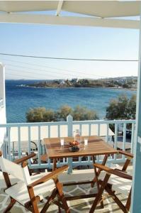 Carmel Studio Apartment Paros Greece