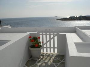 Carmel Studio Apartment Paros Greece