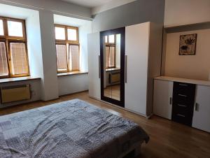 BÔNG Home