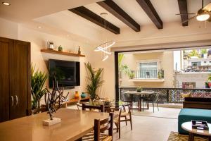 Brand NEW Condo in Heart of Zona Romantica