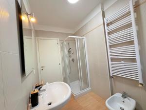 Venezia-Mestre Train station modern suites