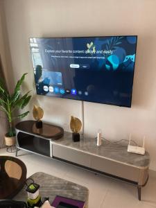 Luxurious 3 bedroom apartment in DR with AC and hot water