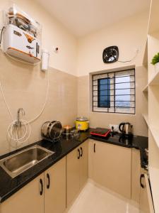 B2 601 1BHK Flat by Charter Stays