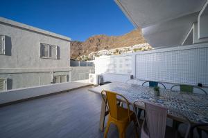 Lovely 3 bed 2 bath town centre Los Gigantes
