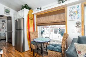 Charming 1BR Waterfront with Private Patio