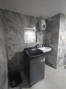 Acrobat Home Stay-Elegant Villa