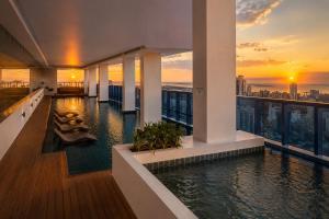 Seaview Suites at 38 Park Ave