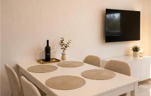 Luxurious Apartment In Kozino With Wifi