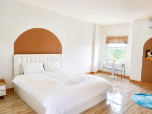 โรงแรม JP Lucky Lux Hotel
