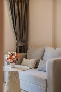 Stylish 1BR Near Boat Avenue & Bangtao Beach