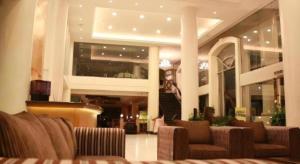 Hotel Supreme Convention Plaza