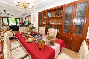 3T Home Ecopark - 4BR Apartment Family Re& Green View