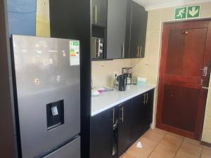 Serene Guest Room Retreat Near Cape Town Airport