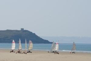 Appart'hotels Vacanceole - Residence Les Terrasses de Pentrez-Plage : photos des chambres