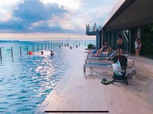 2 Bed Room Sea View Luxury - Best Location Pattaya