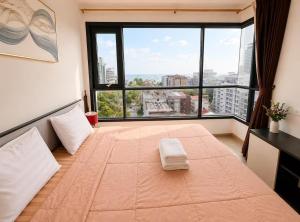 2 Bed Room Sea View Luxury - Best Location Pattaya