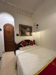 Mademoiselle Homestay & Cafe