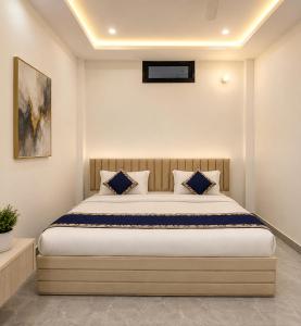Hotel SH Mohan Plaza