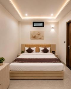Hotel SH Mohan Plaza