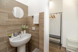 DM House & Suite
