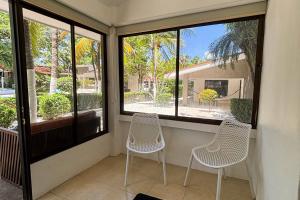 Walk to Beach! Studio w Pool Access at Club Voca