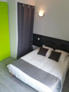 Hotels L'Ecailler : photos des chambres