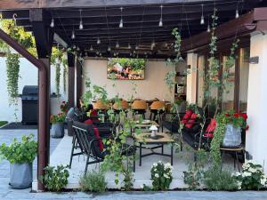 Concept by R