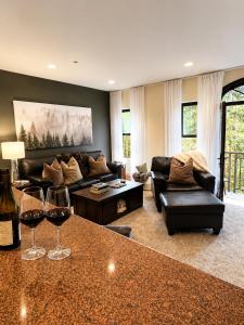 Bear Creek Lodge 303AB by Alpine Lodging Telluride