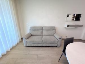 Nember Sea Houses 31 family apartment