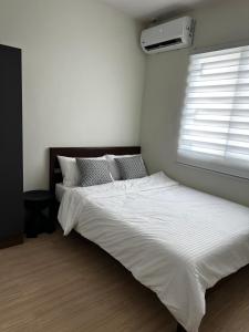 E&A Marigold 3 Bedroom Home Angeles City Near Clark Airport