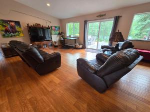 Sterling Riverfront Retreat - Private Kenai River Access