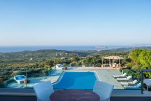 Lux villa with SPA & Tennis field