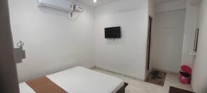 Hotel O DEV DARSHAN PAYING GUEST HOUSE